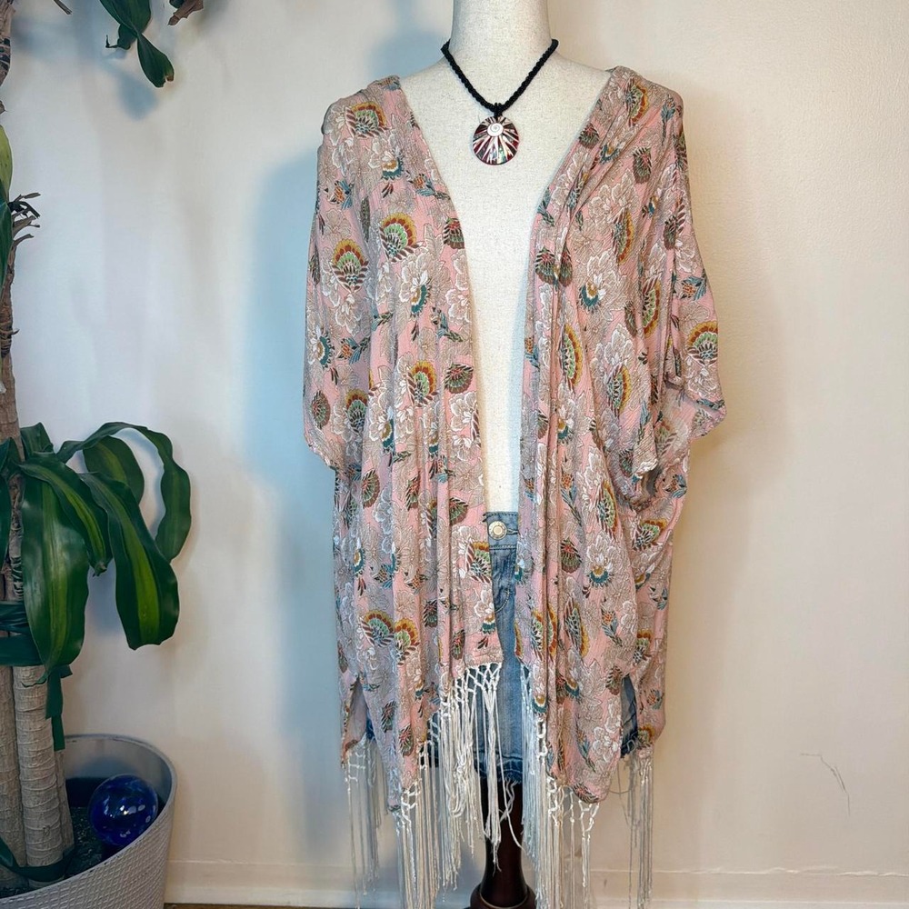 Forever 21 Pink Floral Fringe Kimono Shawl Boho Festival Coverup S/M